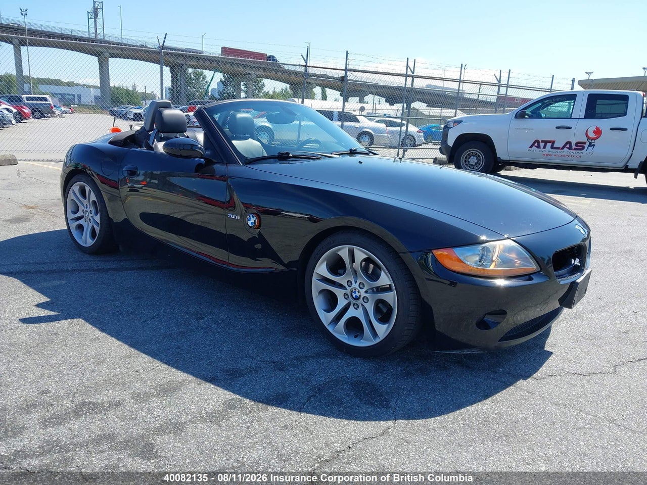 4USBT53584LU06935 · 2004 BMW Z4