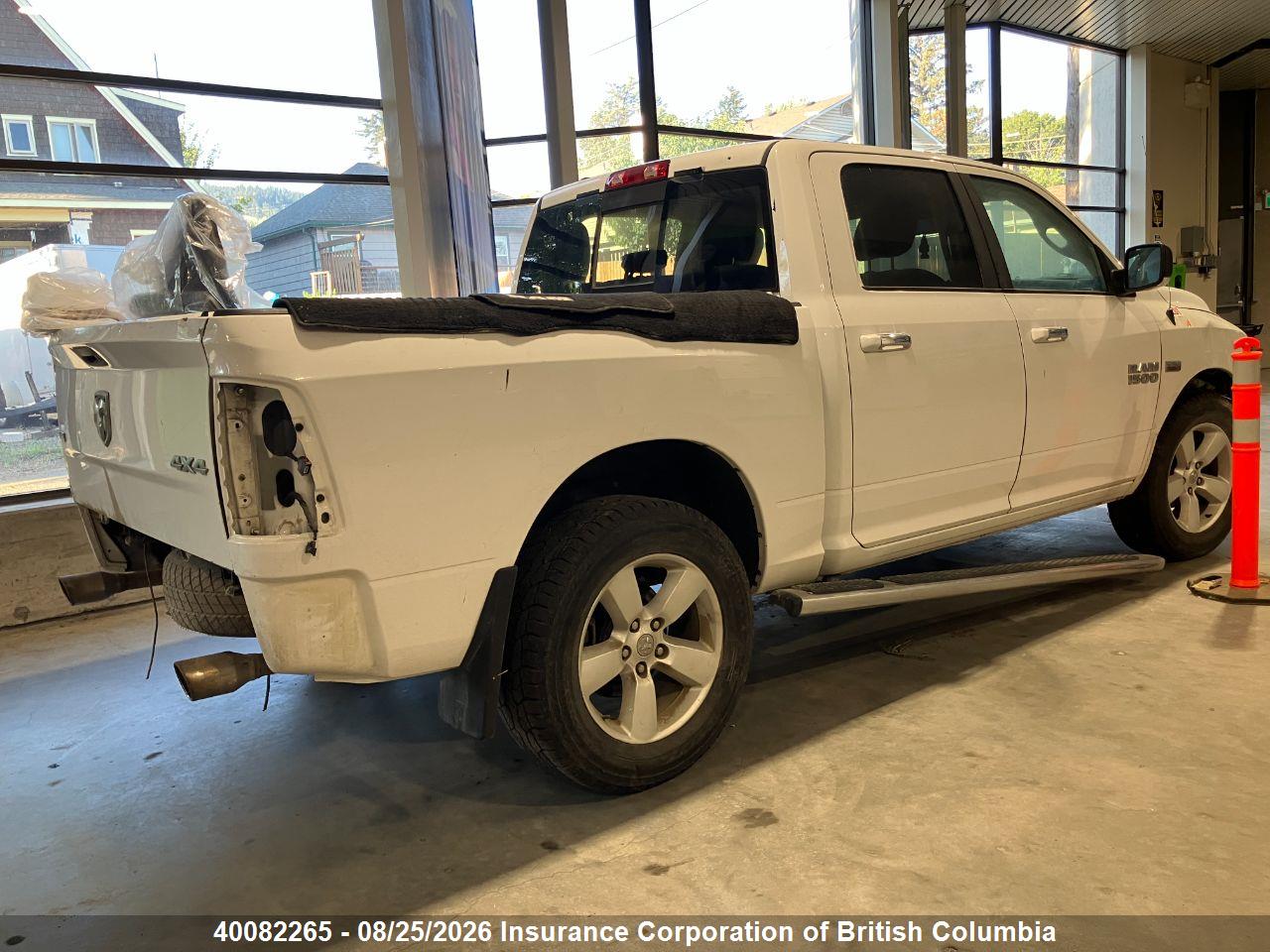1C6RR7LT1HS769979 · 2017 RAM 1500 SLT · 4/24