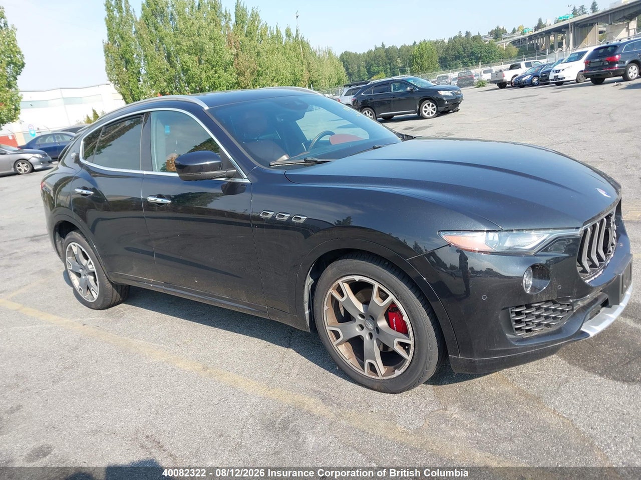 ZN661XUL7HX210889 · 2017 MASERATI LEVANTE