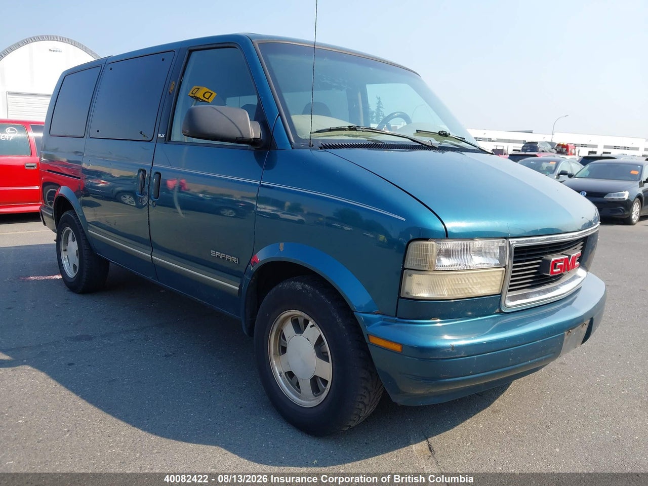 1GKDM19WXWB501885 · 1998 GMC SAFARI XT