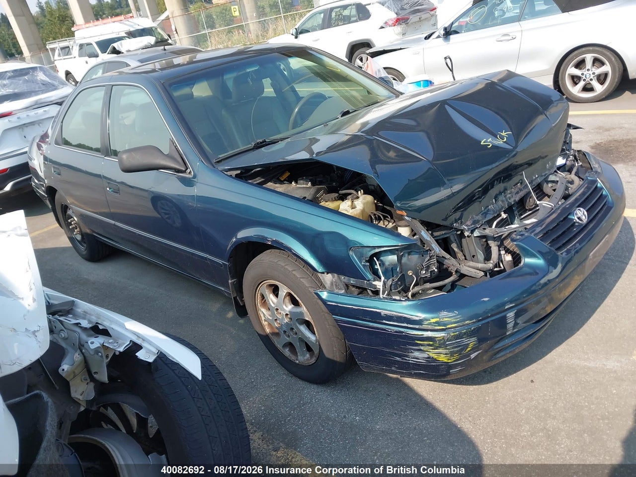 4T1BF22K0VU006930 · 1997 TOYOTA CAMRY