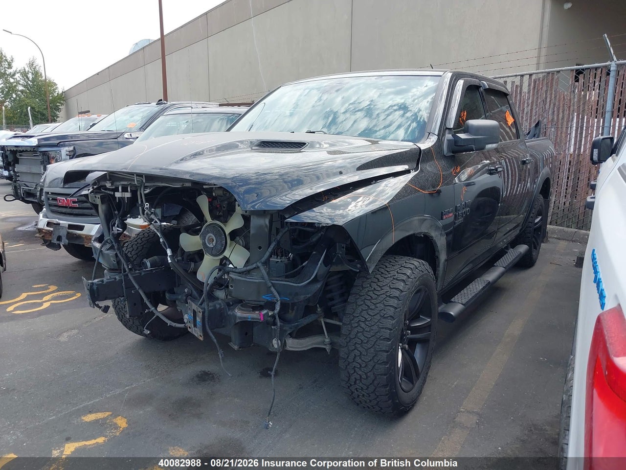 1C6RR7LT3MS557465 · 2021 RAM 1500 CLASSIC SLT · 2/22