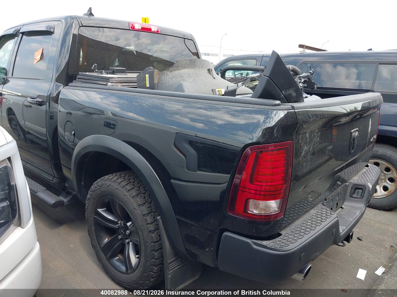 1C6RR7LT3MS557465 · 2021 RAM 1500 CLASSIC SLT · 3/22
