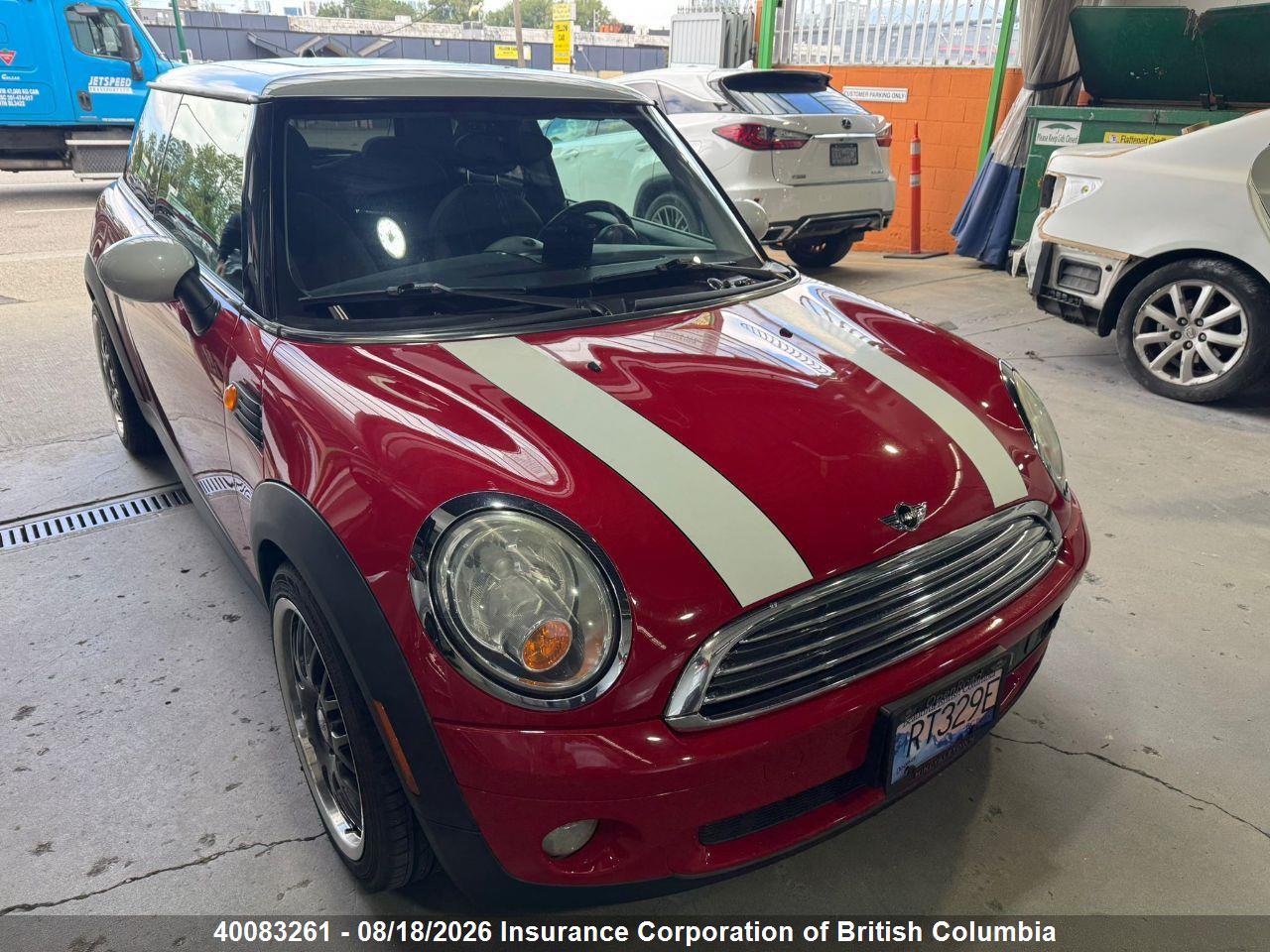 WMWMF33569TU70504 · 2009 MINI COOPER