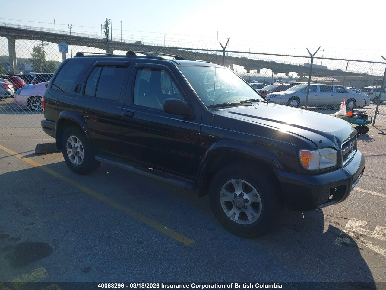 2004 NISSAN PATHFINDER SE