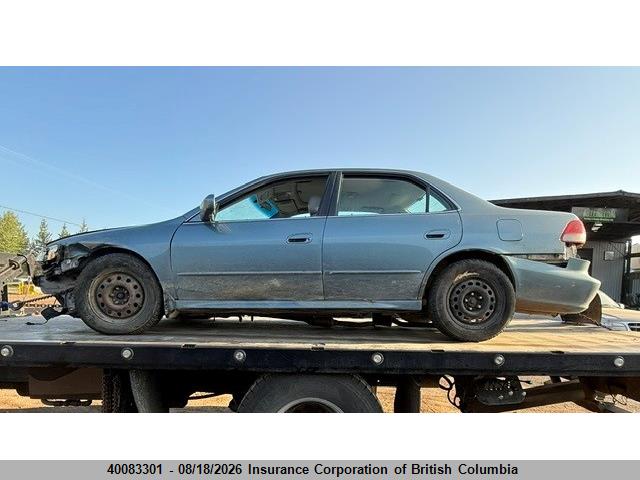 1HGCG16561A802647 · 2001 HONDA ACCORD EX · 2/13