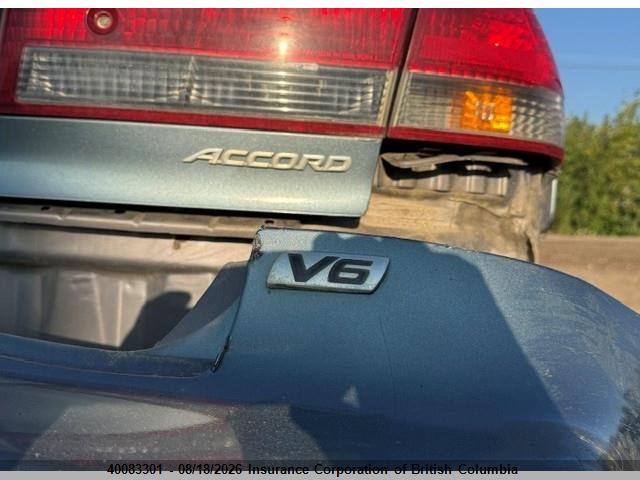 1HGCG16561A802647 · 2001 HONDA ACCORD EX · 7/13