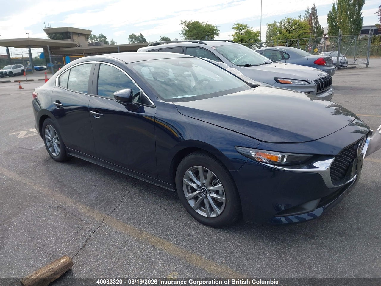 JM1BPABM2S1765072 · 2025 MAZDA MAZDA3 GX