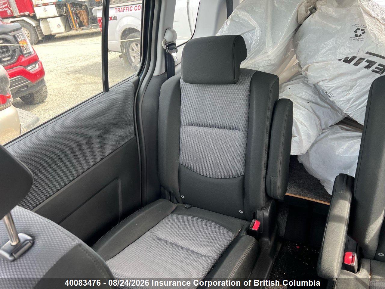 JM1CR193160107752 · 2006 MAZDA 5 · 8/22