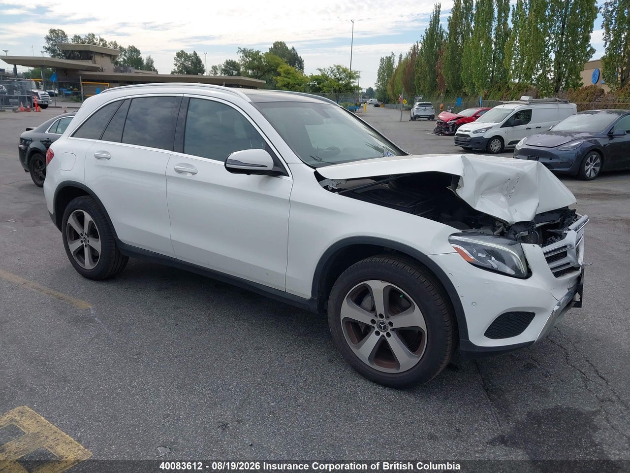 WDC0G4KBXJV081931 · 2018 MERCEDES BENZ GLC 300 4MATIC