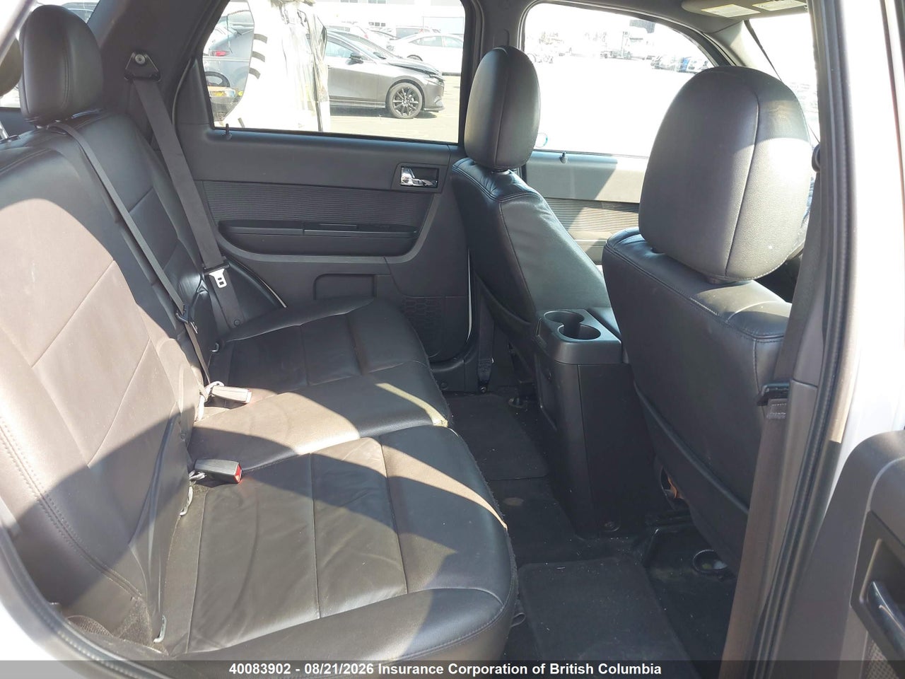 1FMCU9EG8BKA84356 · 2011 FORD ESCAPE LIMITED · 8/22