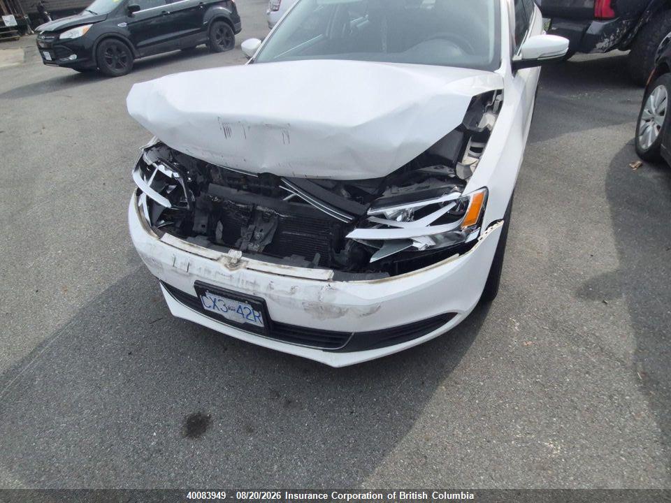 3VWDX7AJ4DM412144 · 2013 VOLKSWAGEN JETTA