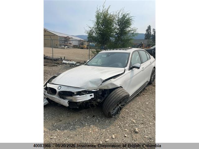 WBA8B7C53JA573139 · 2018 BMW 340I · 2/16