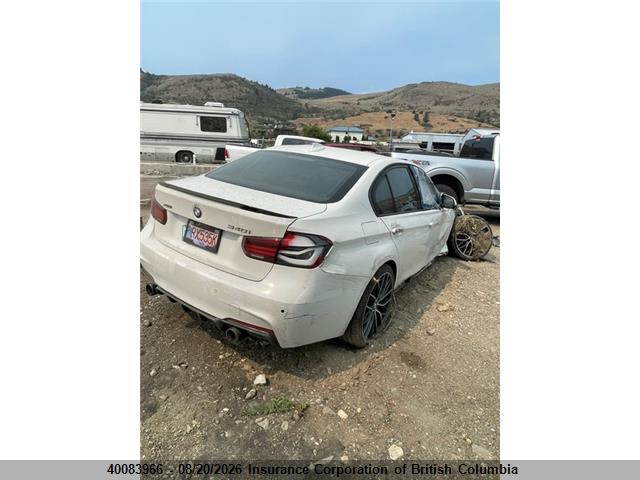 WBA8B7C53JA573139 · 2018 BMW 340I · 4/16