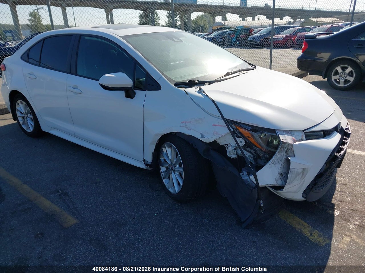 5YFBPRBE8LP015373 · 2020 TOYOTA COROLLA LE
