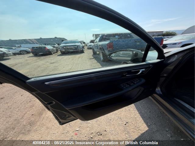 WP1AB2A56FLB70423 · 2015 PORSCHE MACAN · 10/15