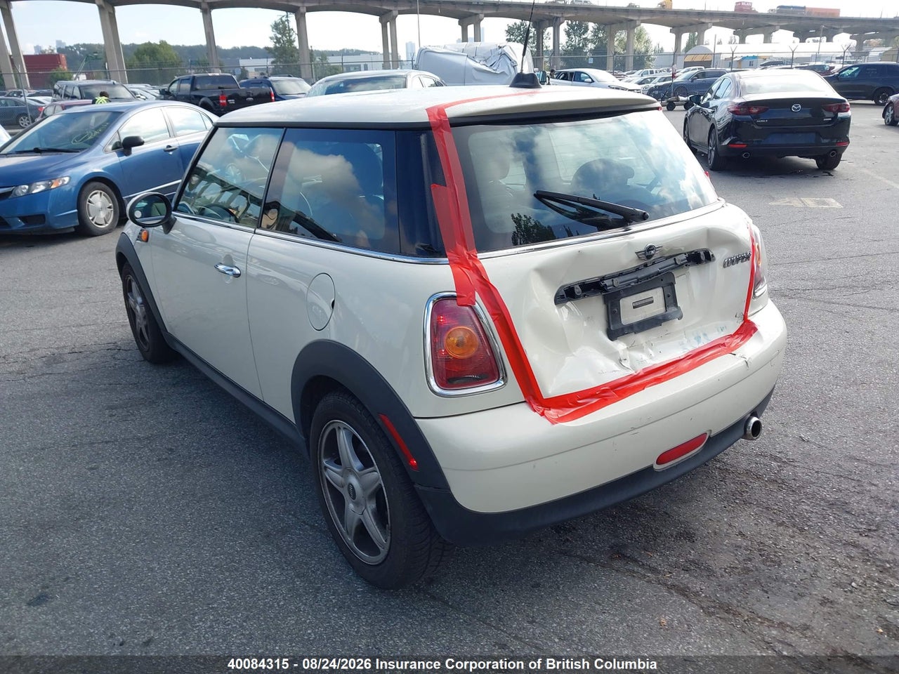 WMWMF33557TT51999 · 2007 MINI COOPER · 3/18