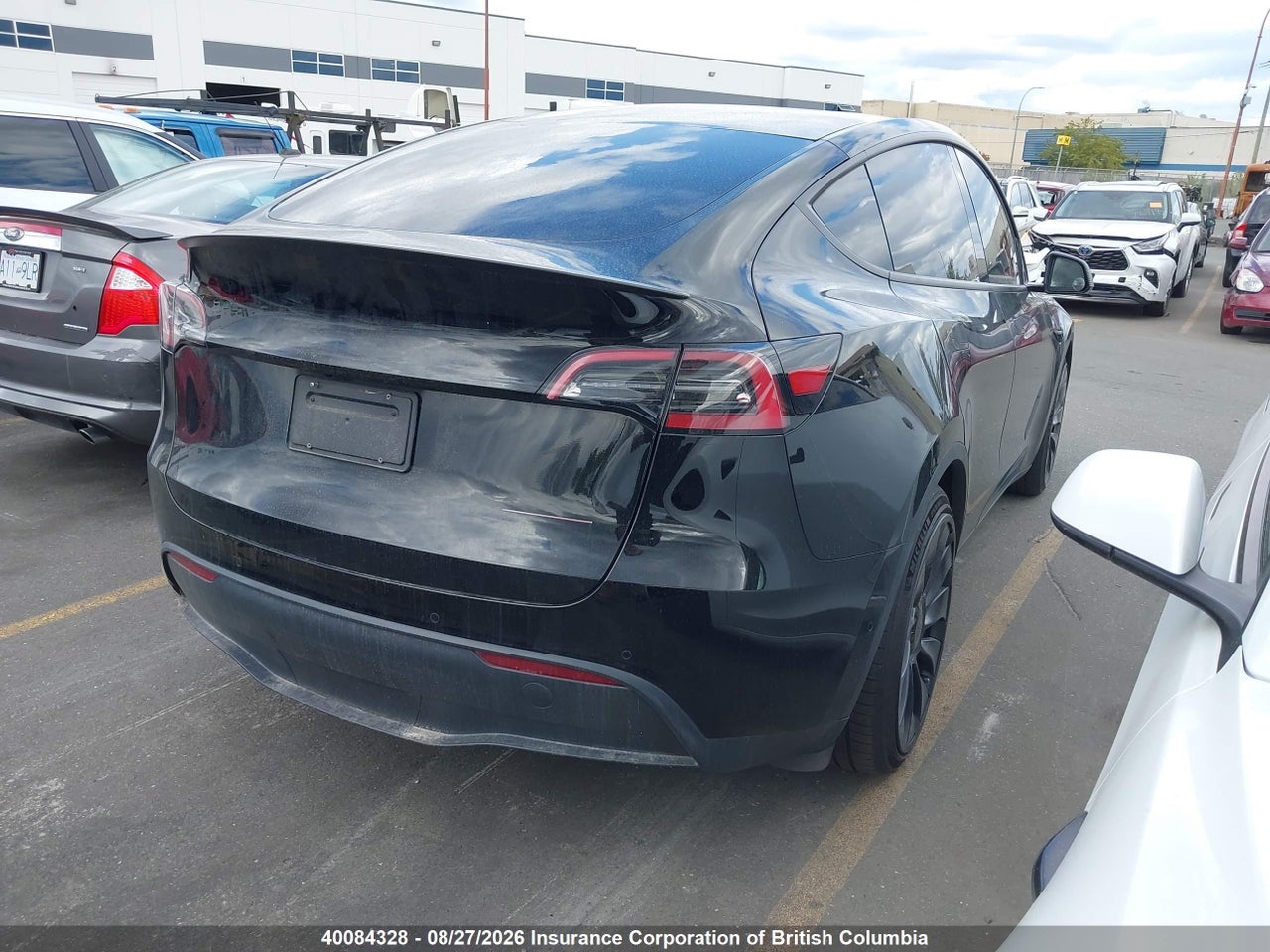 7SAYGDEF2NF565087 · 2022 TESLA MODEL Y · 4/22