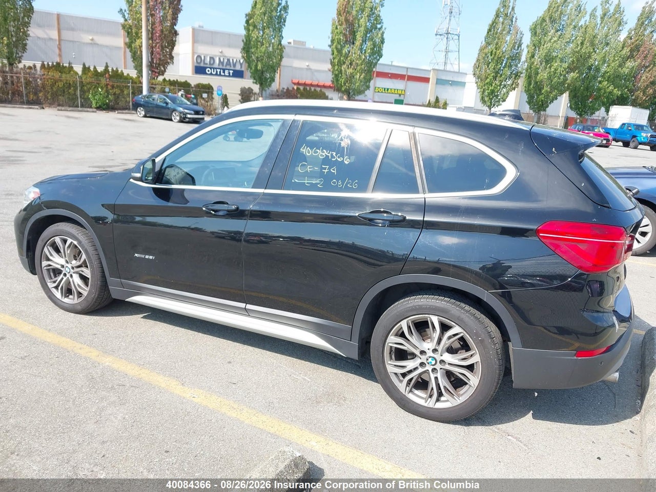 WBXHT3C36H5F75614 · 2017 BMW X1 · 3/23