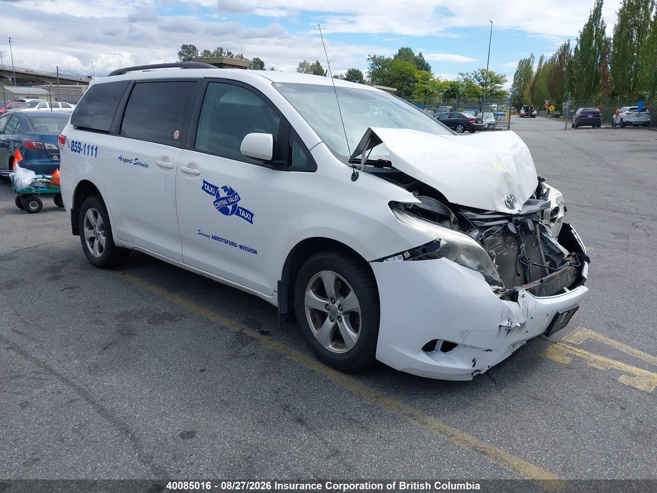 5TDKK3DC7ES501030 · 2014 TOYOTA SIENNA LE