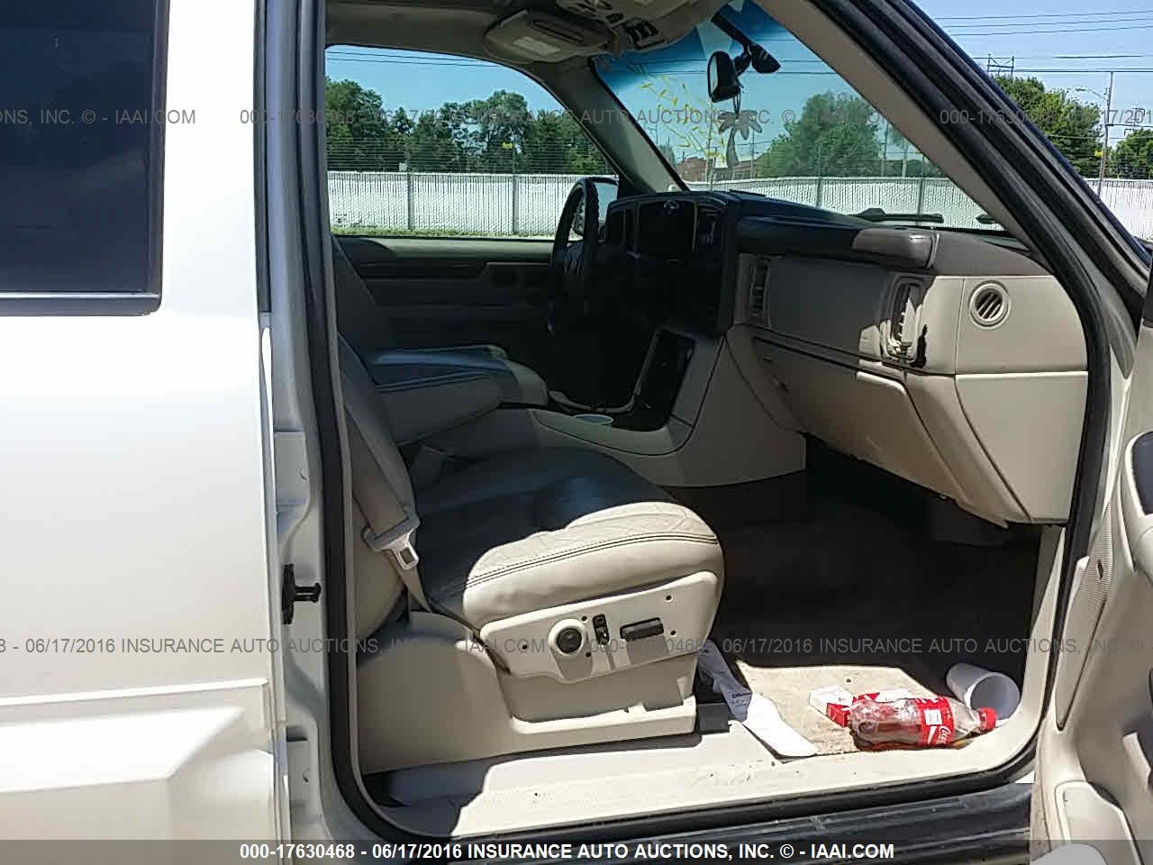 2003 CADILLAC ESCALADE ESV · 5/10