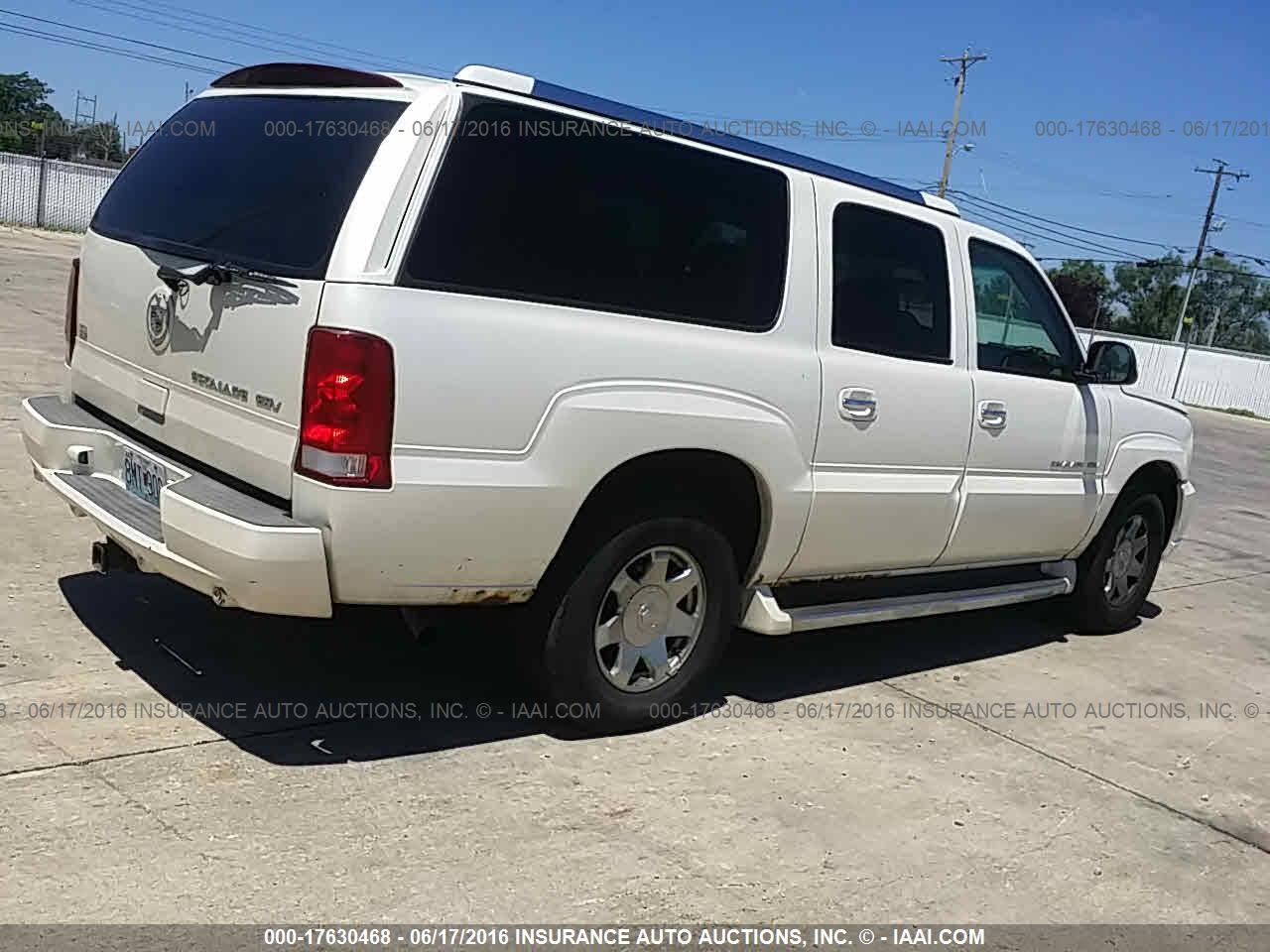 2003 CADILLAC ESCALADE ESV · 4/10