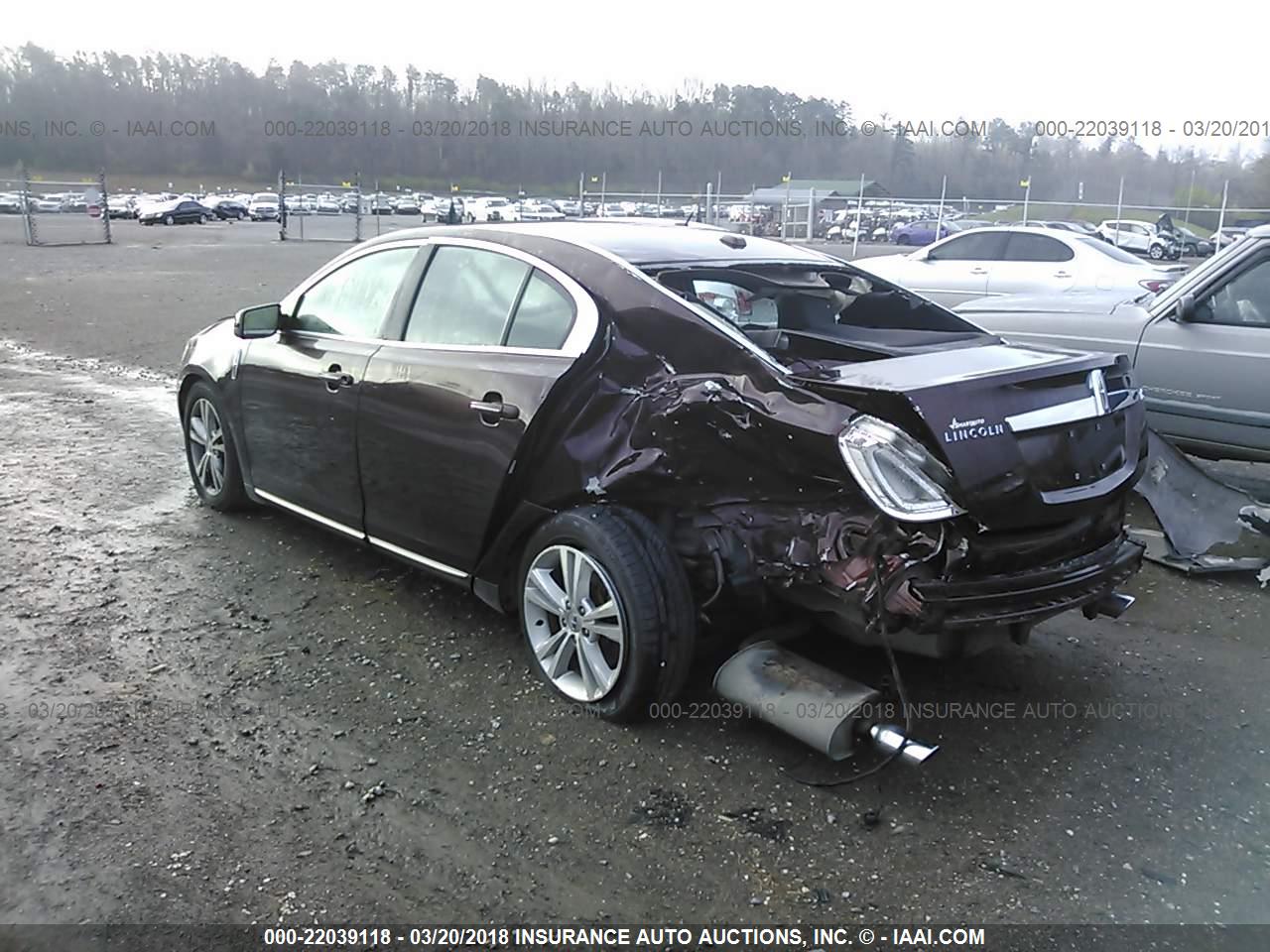 2009 LINCOLN MKS · 3/10