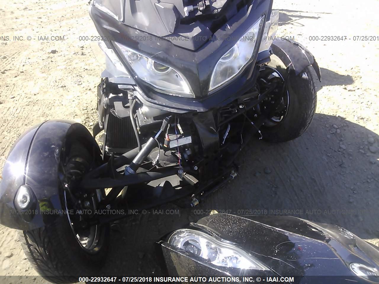 2010 CAN-AM SPYDER ROADSTER RT · 5/10