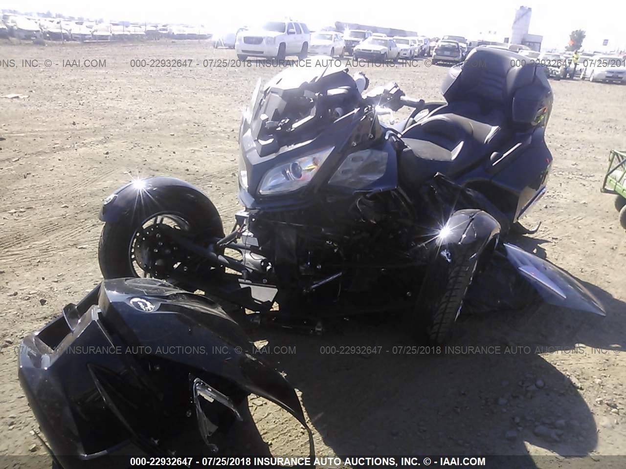2010 CAN-AM SPYDER ROADSTER RT · 2/10