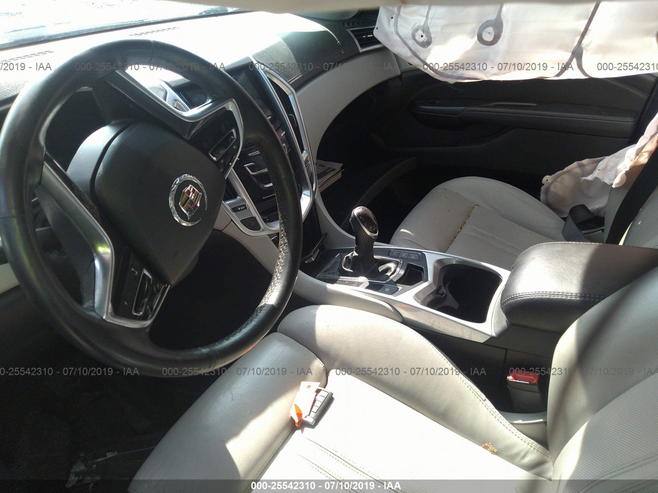 2013 CADILLAC SRX LUXURY COLLECTION · 5/10