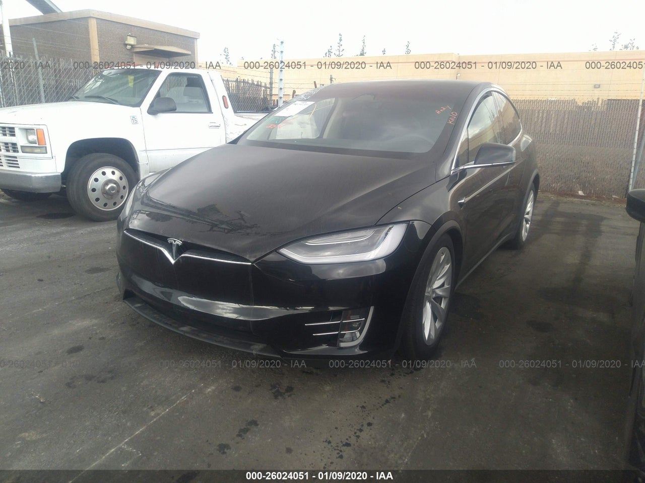 2018 TESLA MODEL X   · 2/10