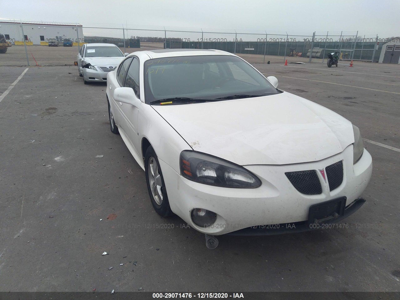 2008 PONTIAC GRAND PRIX