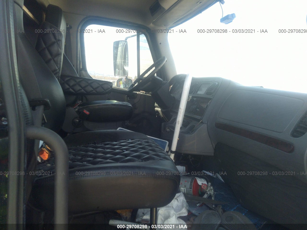 2017 FREIGHTLINER M2 106 MEDIUM DUTY · 5/11