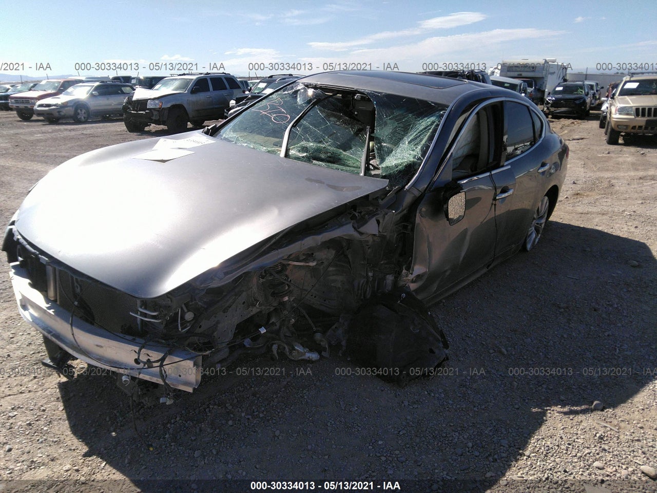 2012 INFINITI M37X · 2/10