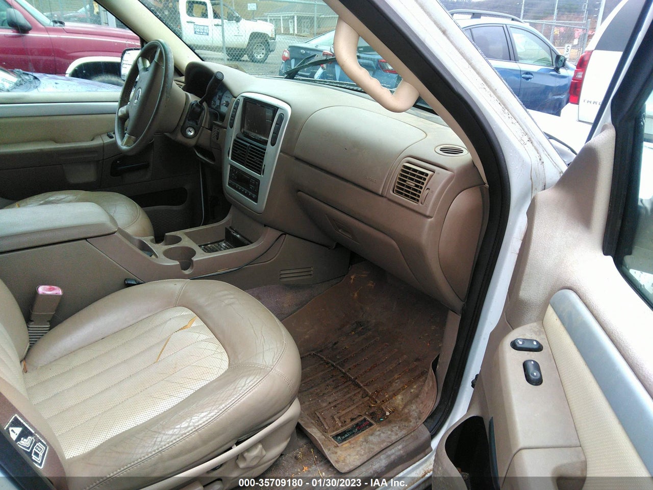 2002 MERCURY MOUNTAINEER   · 5/11
