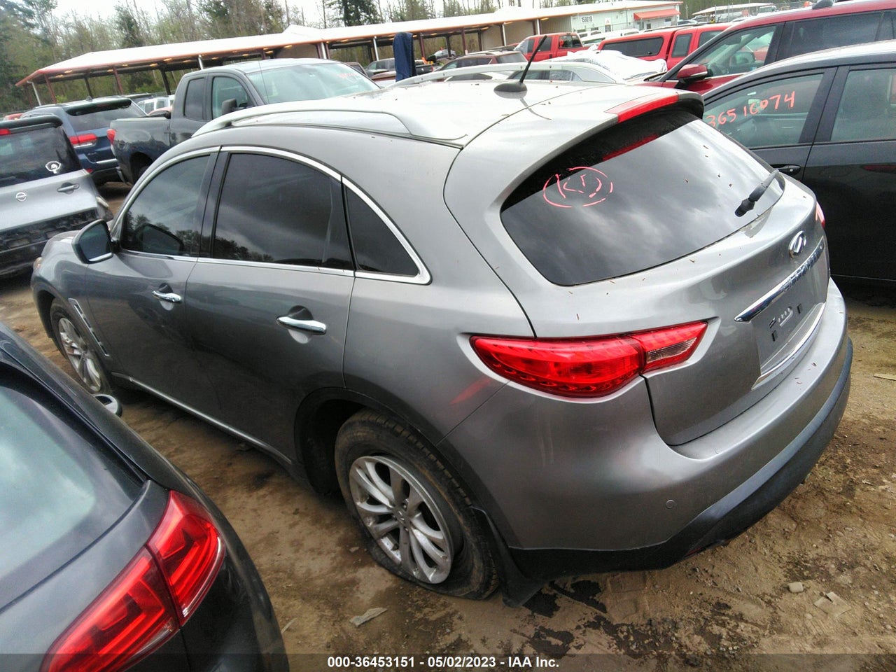 2011 INFINITI FX35 · 3/11