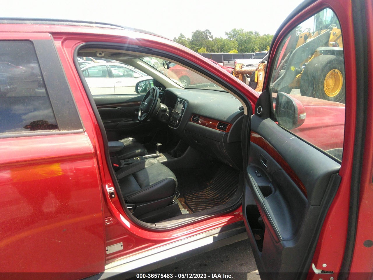 2015 MITSUBISHI OUTLANDER SE · 5/11