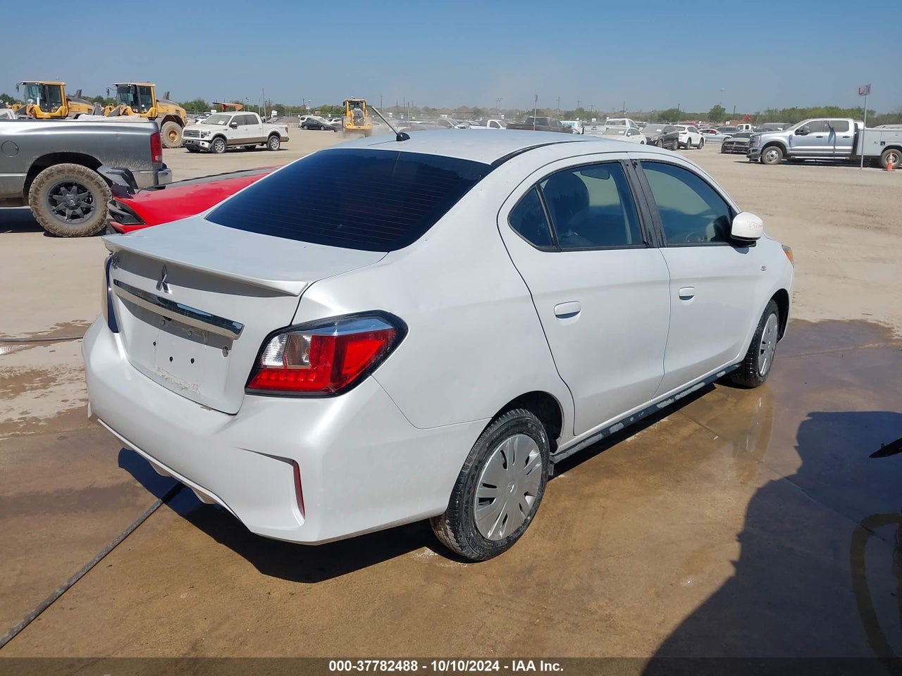 2023 MITSUBISHI MIRAGE G4 ES · 4/11