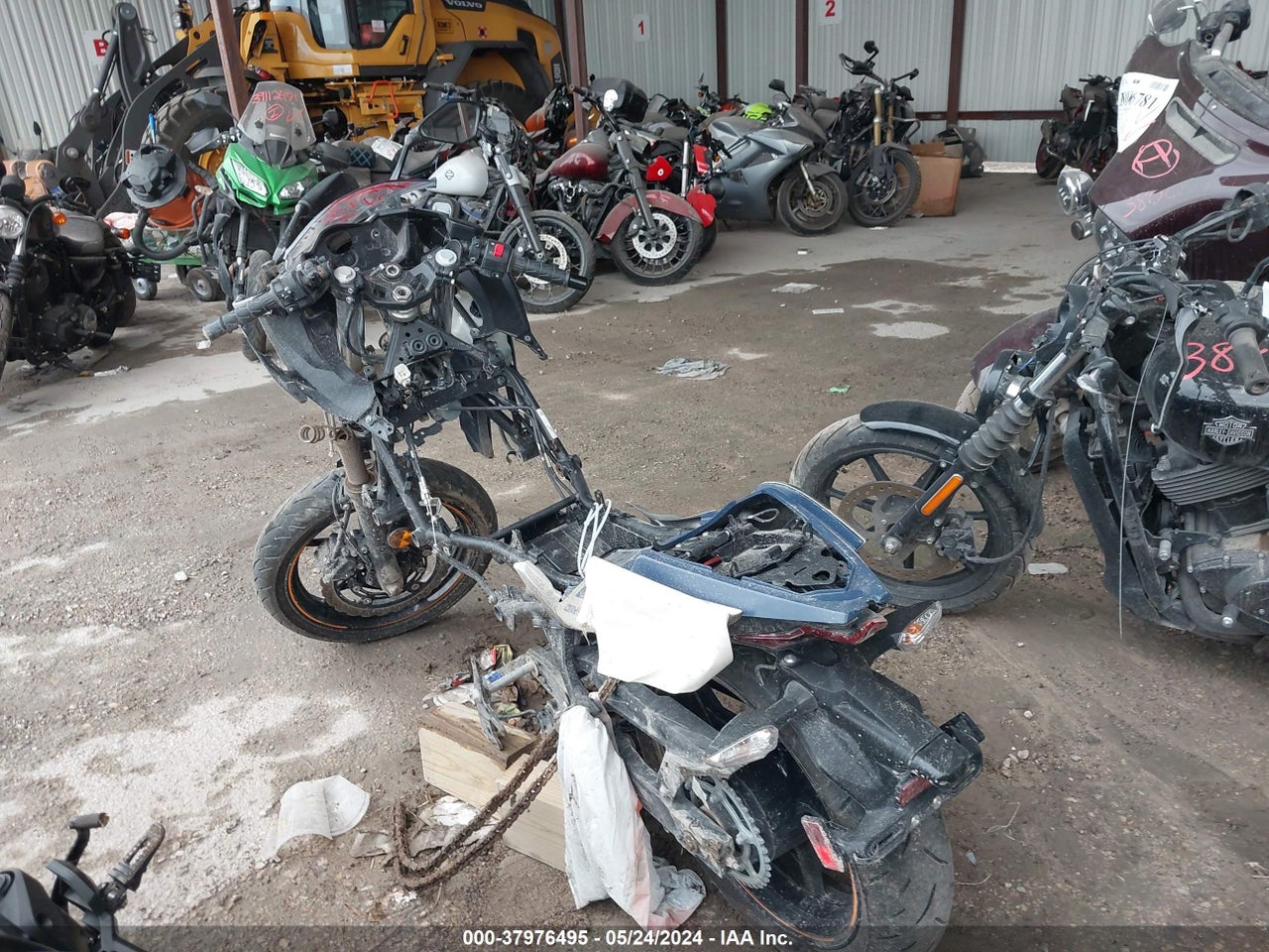 2023 KAWASAKI EX400 · 3/10