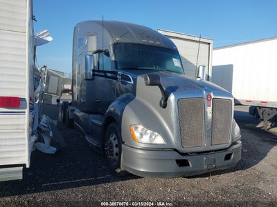 2017 KENWORTH T680