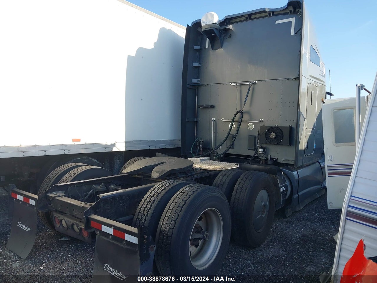 2017 KENWORTH T680 · 4/4