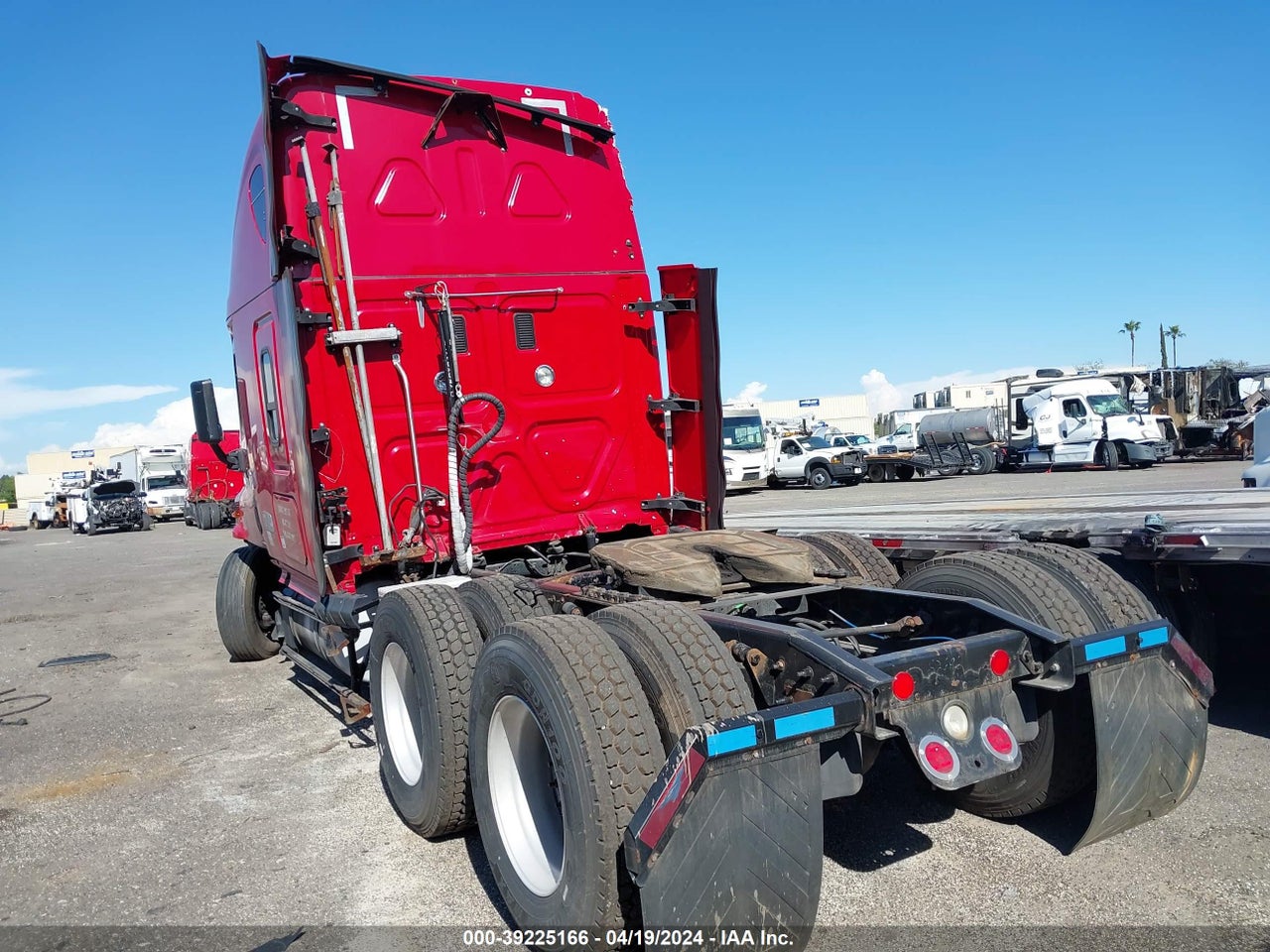 2016 FREIGHTLINER CASCADIA 125 · 3/11