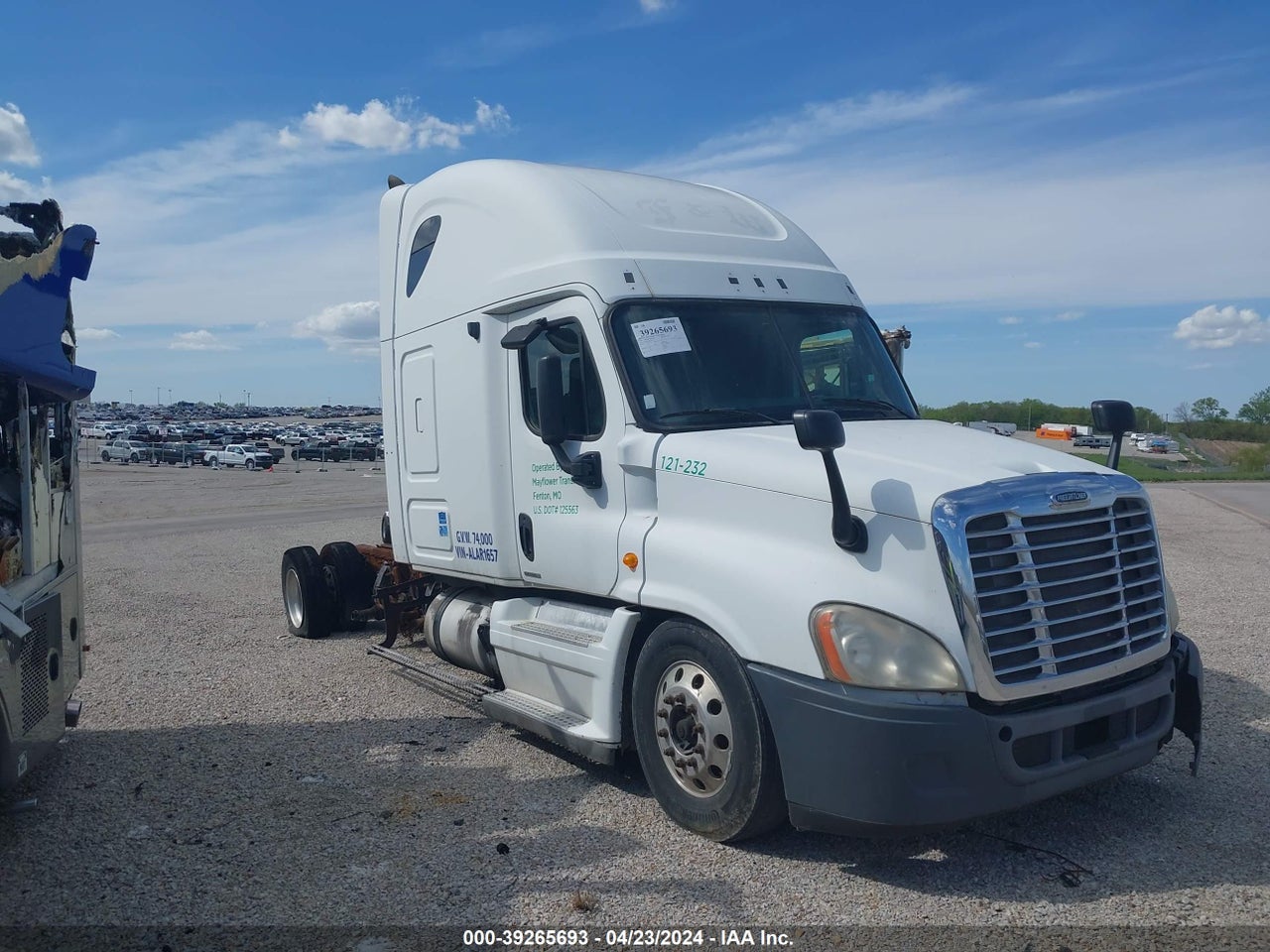 2010 FREIGHTLINER CASCADIA 125 · 2/11
