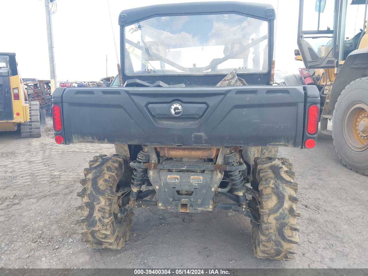 2022 CAN-AM DEFENDER MAX XT HD9 · 6/11