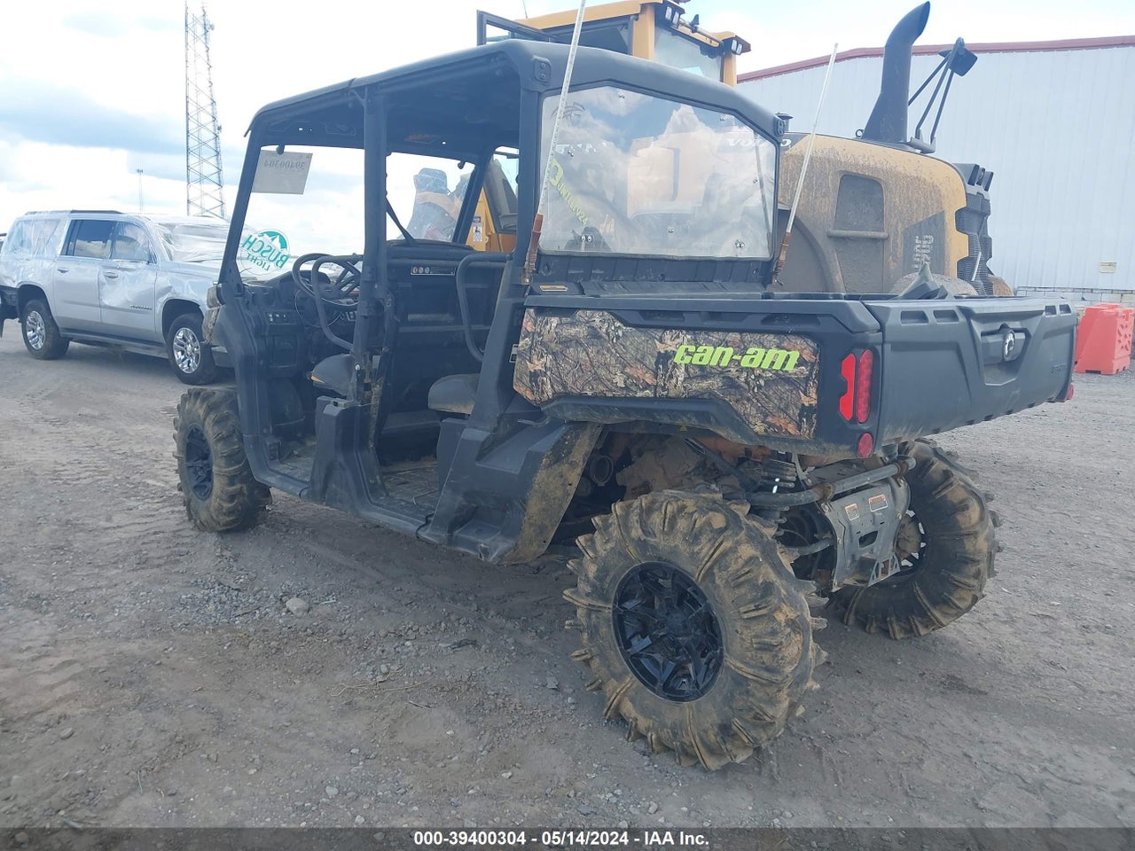 2022 CAN-AM DEFENDER MAX XT HD9 · 3/11