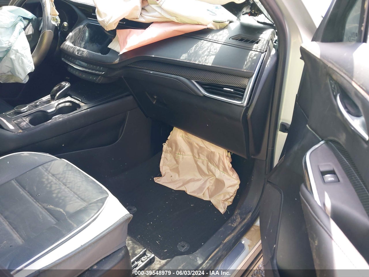 2021 CADILLAC XT4 FWD SPORT · 5/10
