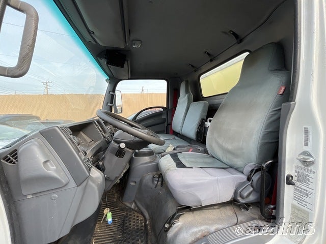 2017 ISUZU NPR HD GAS REG · 5/7