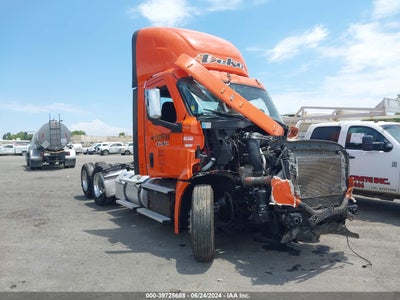 2020 FREIGHTLINER NEW CASCADIA 126