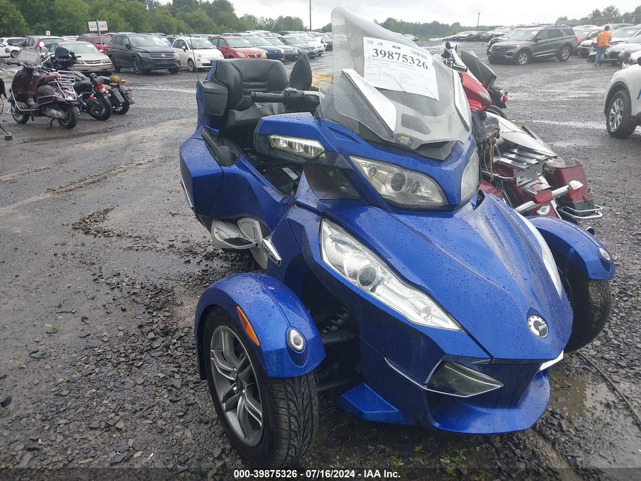 2BXJBKC13CV****** · 2012 CAN-AM SPYDER ROADSTER RT