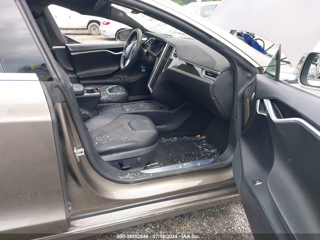 2016 TESLA MODEL S 60D/70D/75D/85D/90D · 5/11